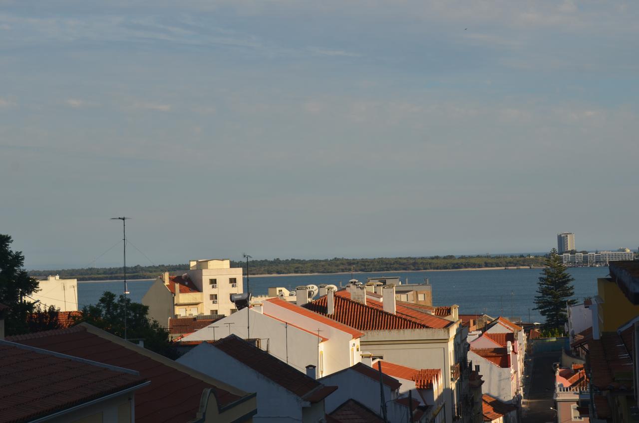 Patios Das Marias - Rosas Setúbal Buitenkant foto